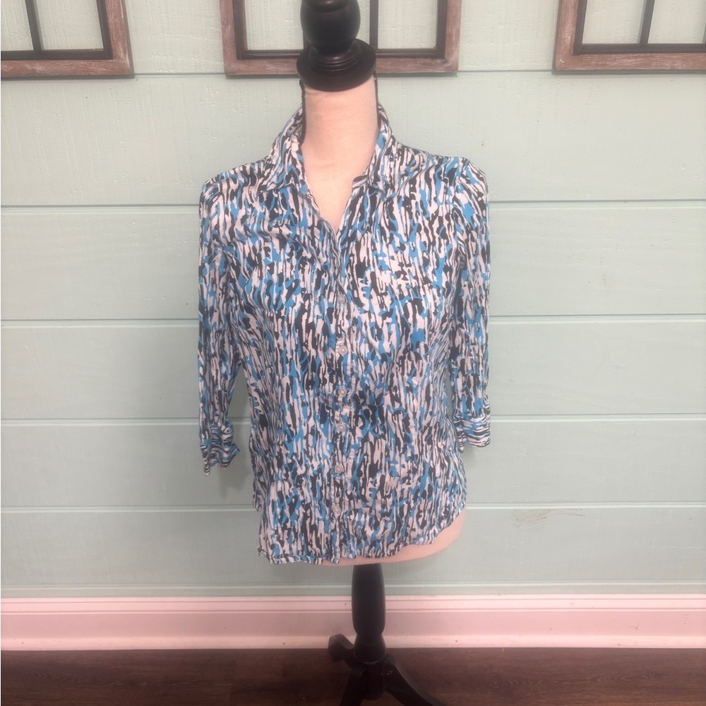 Dana Buchman Abstract Print Button-Down Blouse Women’s Medium Blue Black White